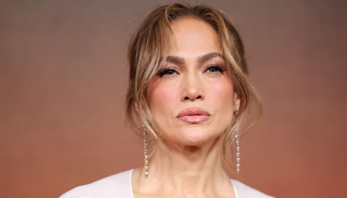 Jennifer Lopez makes rare appearance amid post-divorce struggles