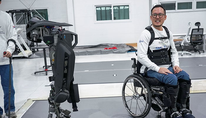 Team from South Korea develops ‘Iron Man’ robot that helps paraplegics walk