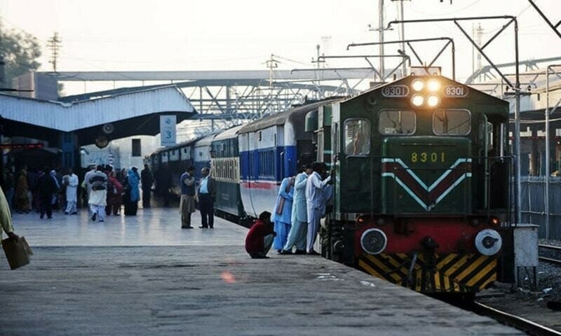 Pakistan Railways manufactures 440 goods wagons locally – Pakistan