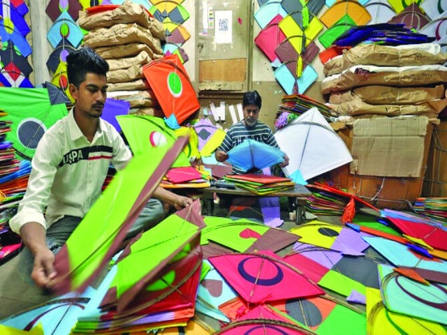 Kite-making soars for Gujarat festival