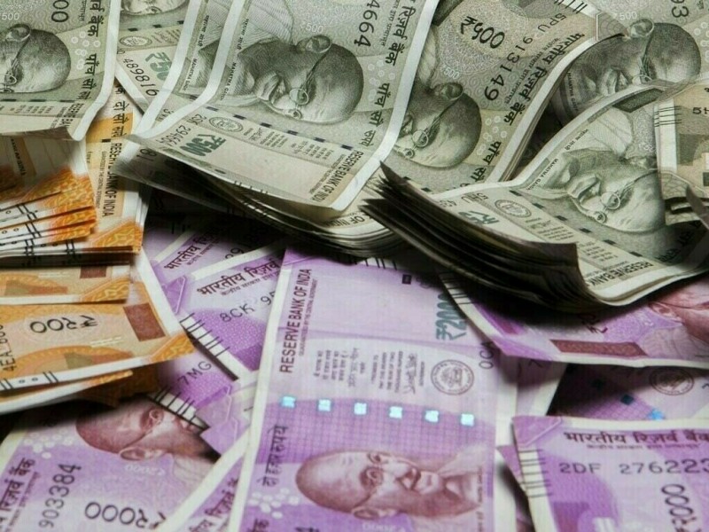 Indian rupee dips on importer dollar bids, far forward premiums retreat – Markets