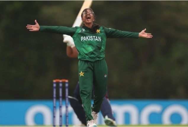 Pakistan end campaign on winning note