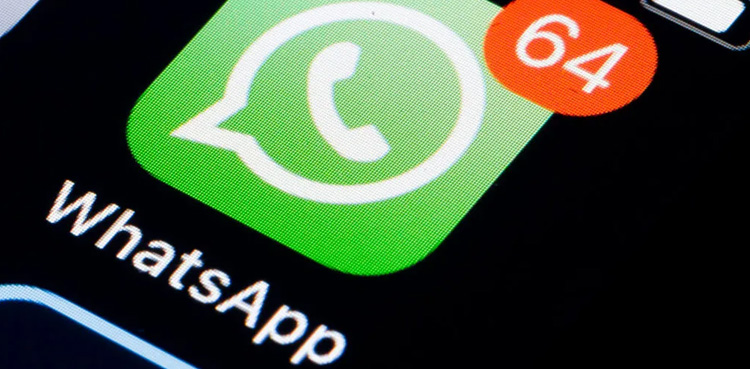 WhatsApp will allow users to add images to polls