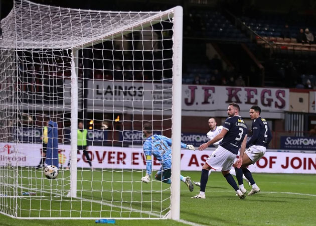 Rangers held by Dundee as title hopes fade