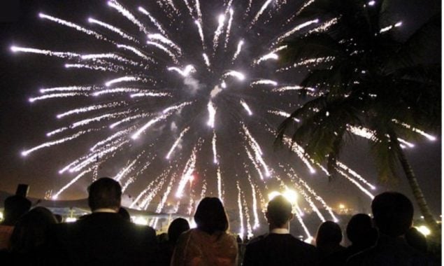 Karachi welcomes 2025 with spectacular fireworks at Governor House