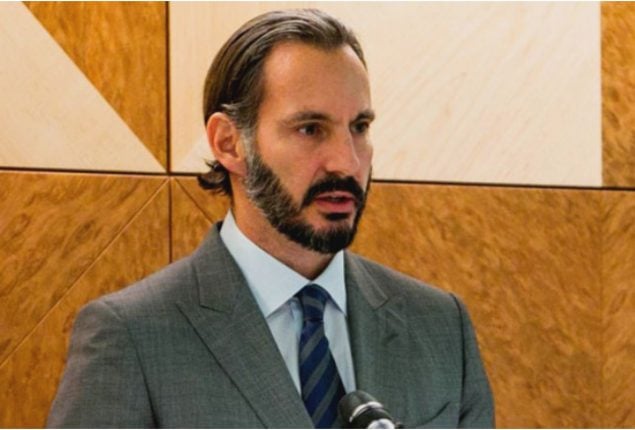 Prince Rahim Aga Khan named 50th hereditary Imam of Ismaili Muslims