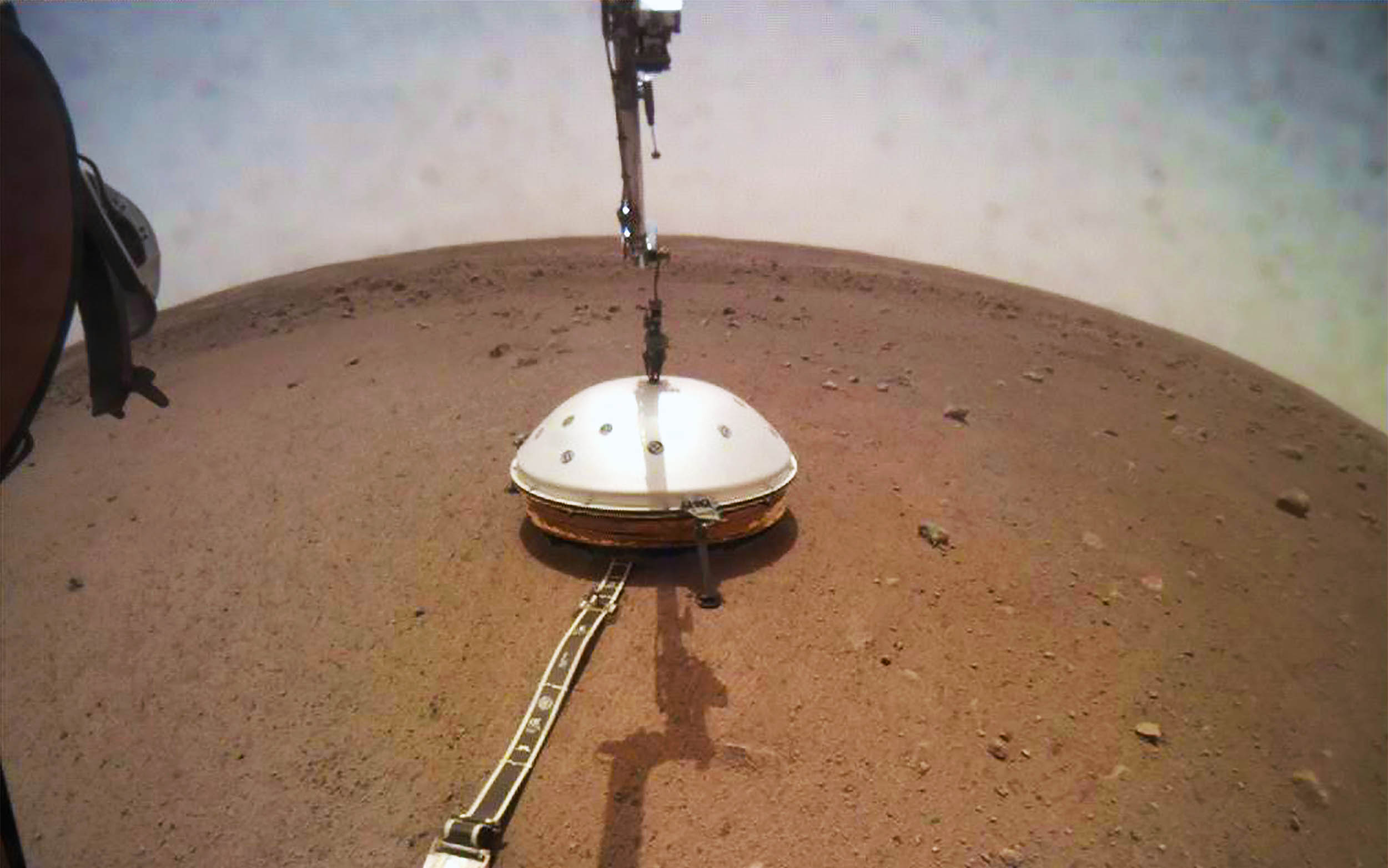 Mars spacecraft used AI to find a fresh impact crater on the surface