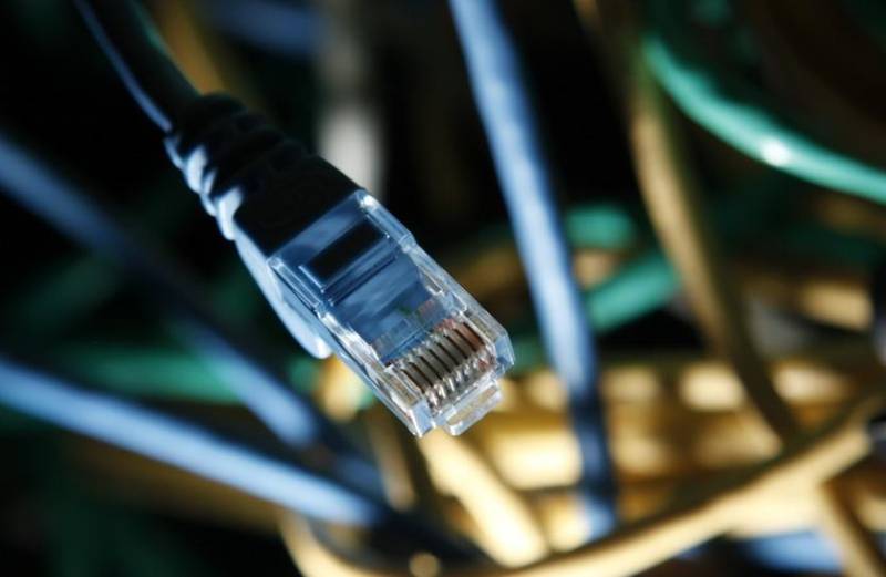 Pakistan set to boost internet speed with advanced undersea cable