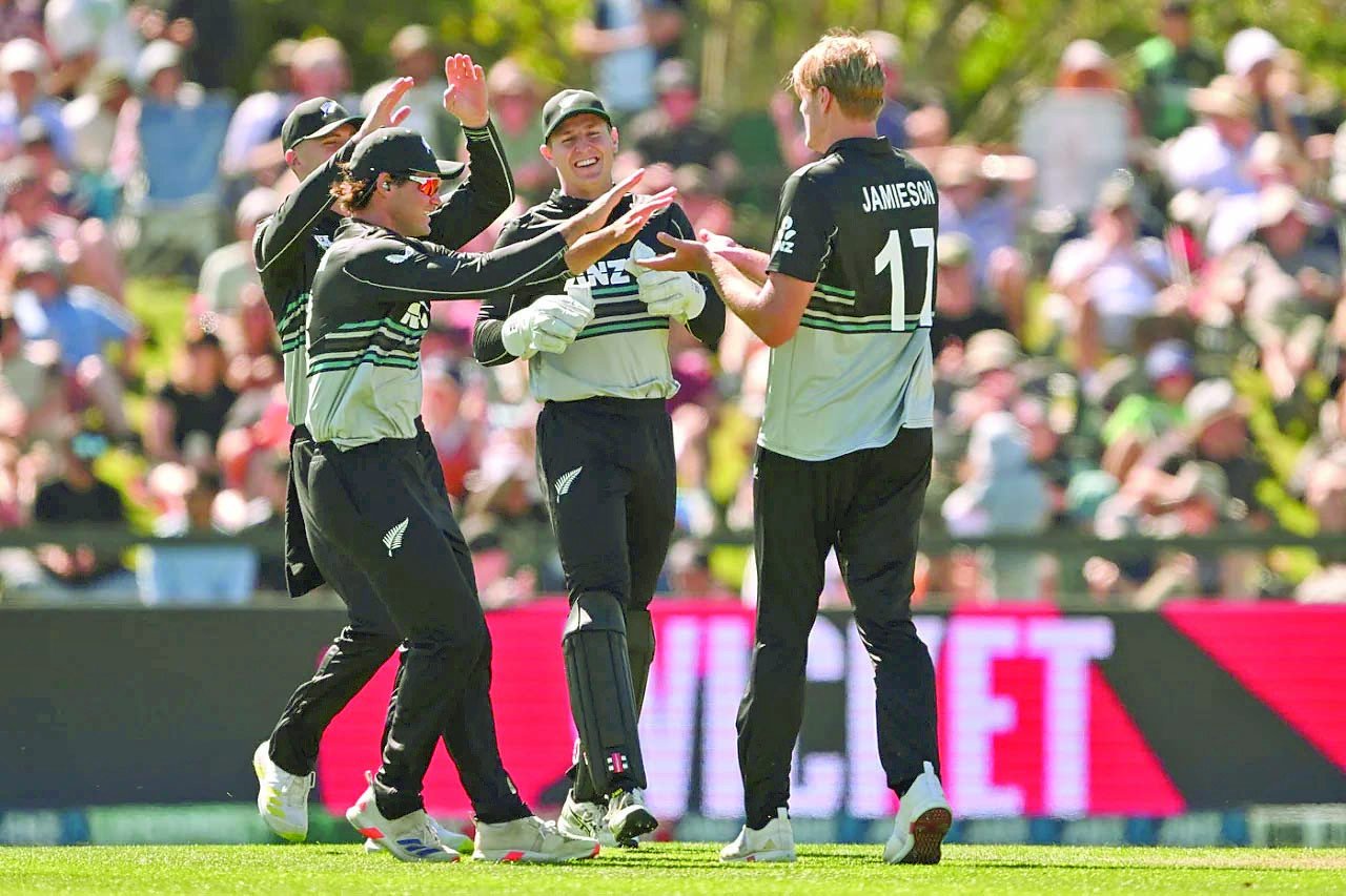 NZ crush ‘new-look’ Pak in first T20I