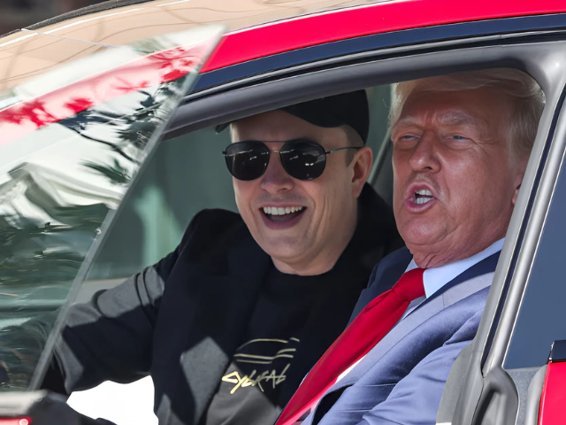 Trump Compares Elon Musk to ‘Isaac Neutron’ While Supporting Tesla Purchase