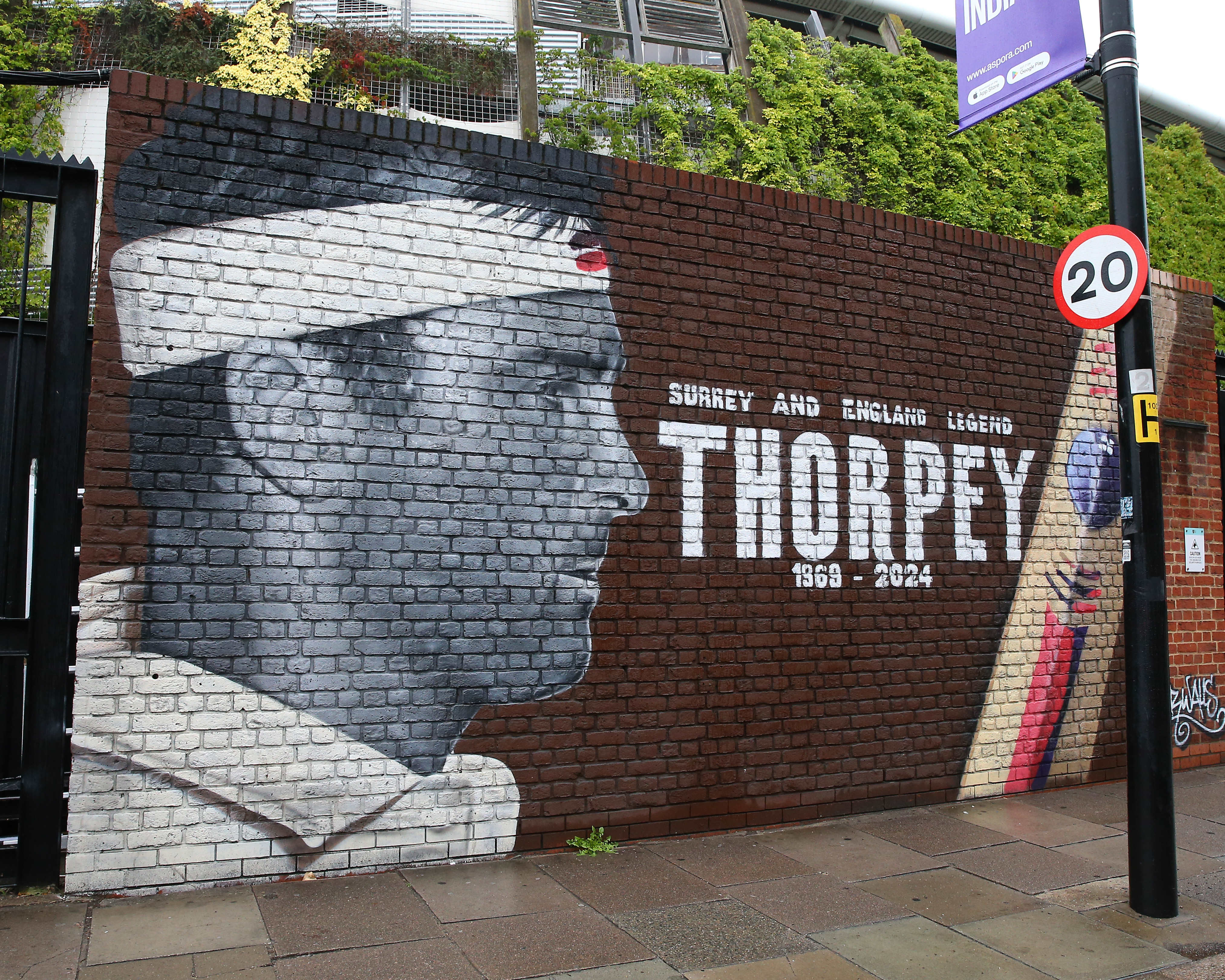 A mural pays tribute to Thorpe outside The Oval