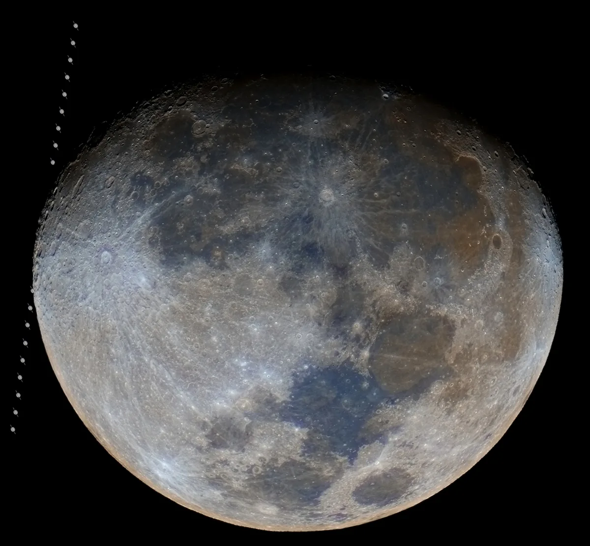 Lunar Occultation of Saturn © Chayaphon Phanitloet. Taken with a Svbony SV503 80ED telescope, Svbony 2x Barlow lens, iOptron CEM70 mount, QHYCCD QHY485C camera, 560 mm f/7, Moon: 0.23-millisecond exposure, Saturn: 4-millisecond exposure. Location: Bua Yai, Bua Yai District, Nakhon Ratchasima, Thailand, 15 October 2024