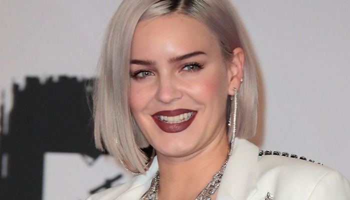 Anne-Marie breaks down over loneliness after becoming mom