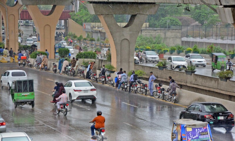 Light rain turns weather pleasant in twin cities – Pakistan