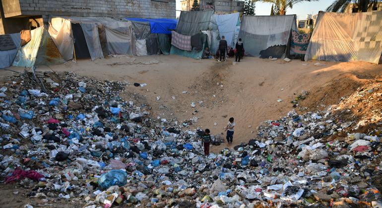 UN chief ‘appalled’ by worsening Gaza crisis as civilians face displacement, aid blockades