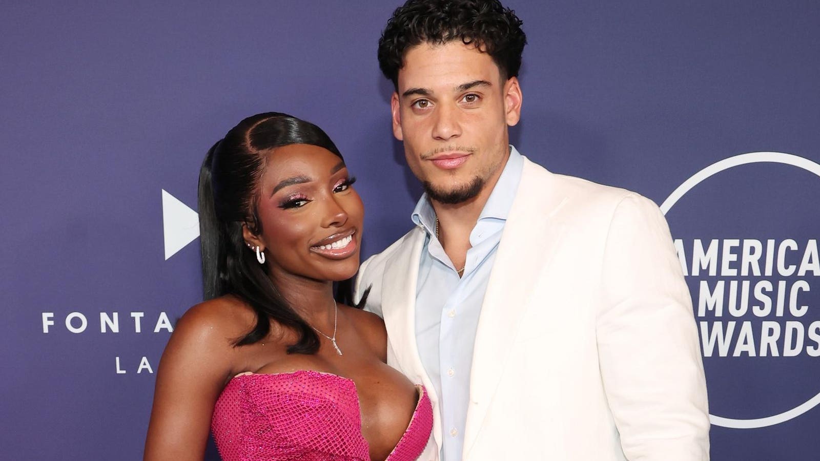 ‘Love Island’ Stars JaNa Craig And Kenny Rodriguez Split: What We Know