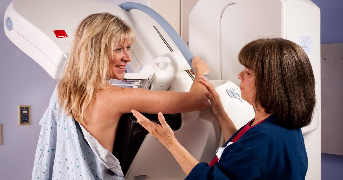 Study reveals best way to link alcohol to breast cancer