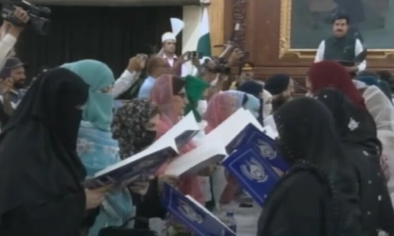 25 reserved seat MPAs sworn at KP Governor House after high court intervention – Pakistan