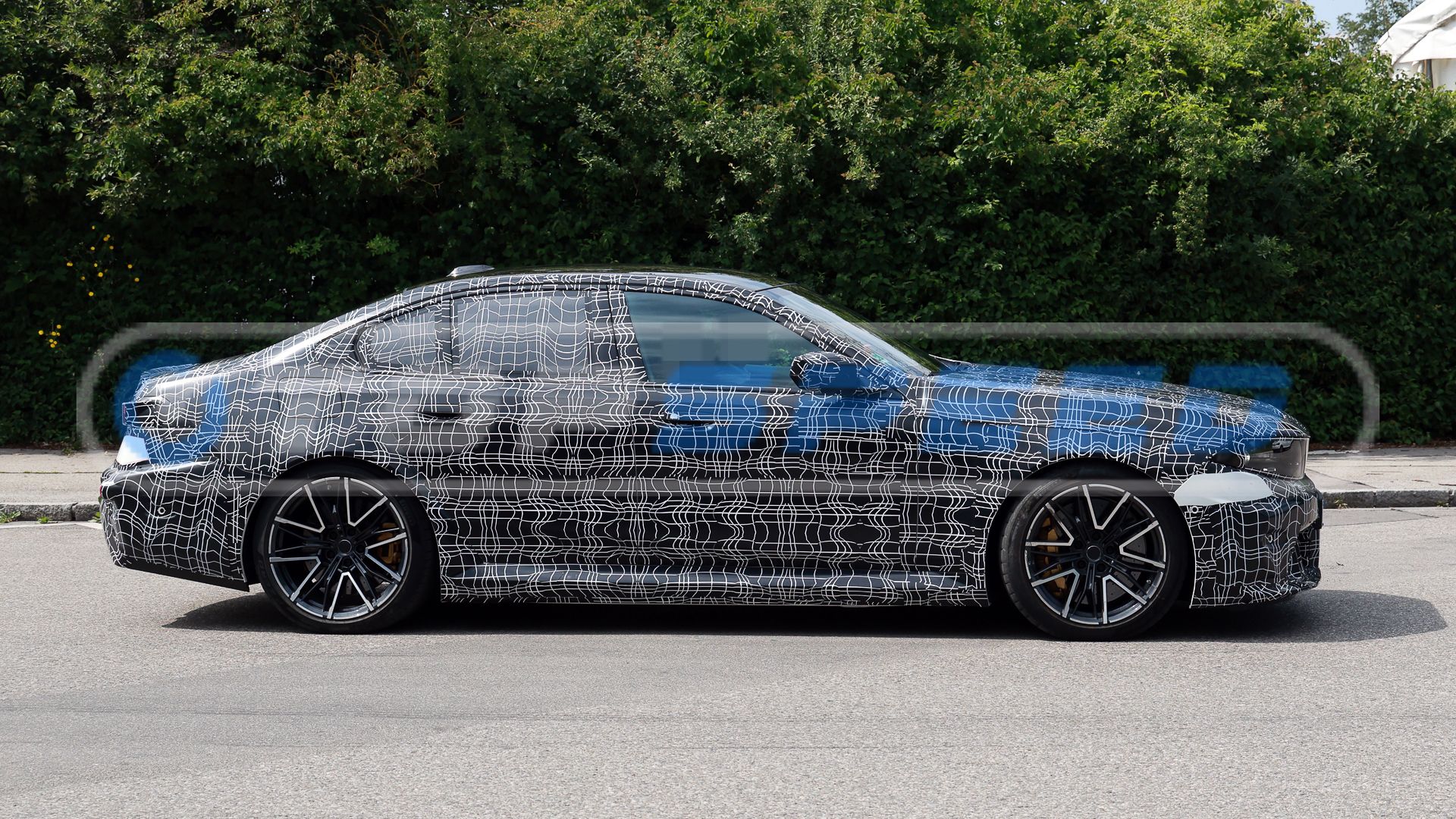 2027 BMW M5-08