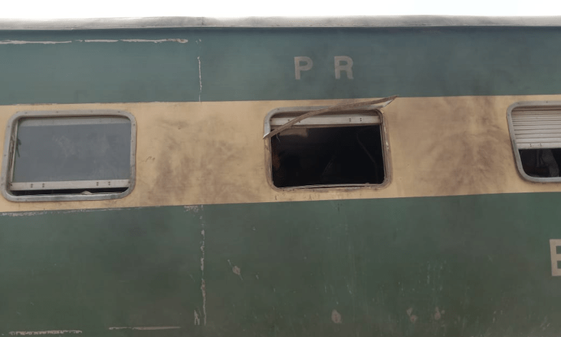 Bogie of Quetta-bound Bolan Mail ‘partially damaged’ after Sibi track explosion: official – Pakistan