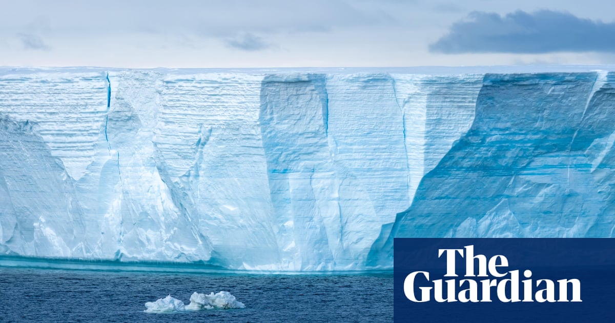 Tracking sea ice is ‘early warning system’ for global heating – but US halt to data sharing will make it harder, scientists warn | Climate crisis