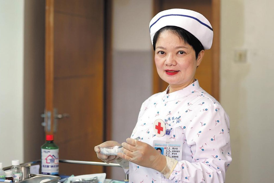 Nurse holding up hands of ‘untouchables’ for decades