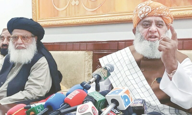 Fazl rules out no-confidence move against KP govt – Newspaper