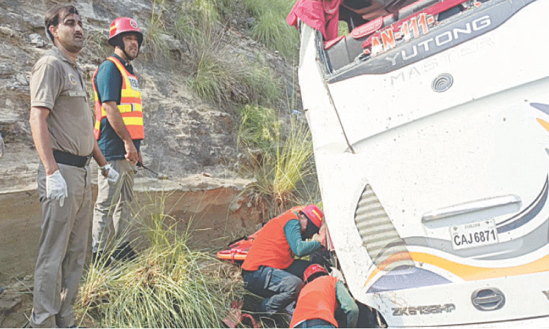 Nine dead, 30 injured in bus crash on Islamabad-Lahore Motorway – Newspaper