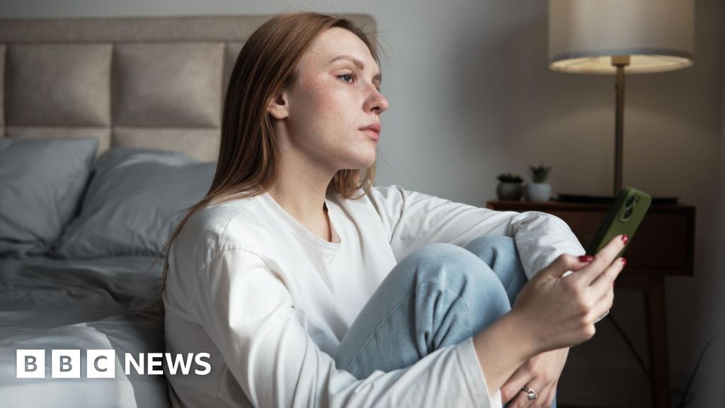 Images stolen from women’s dating safety app that vets men