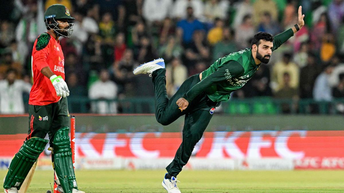 Pakistan’s white-ball vice-captain Shadab faces lengthy layoff due to shoulder injury