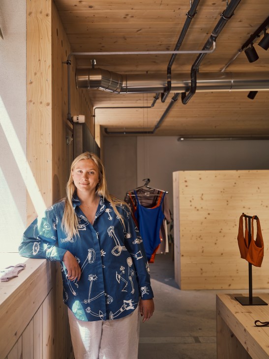 Neumühle clothing
