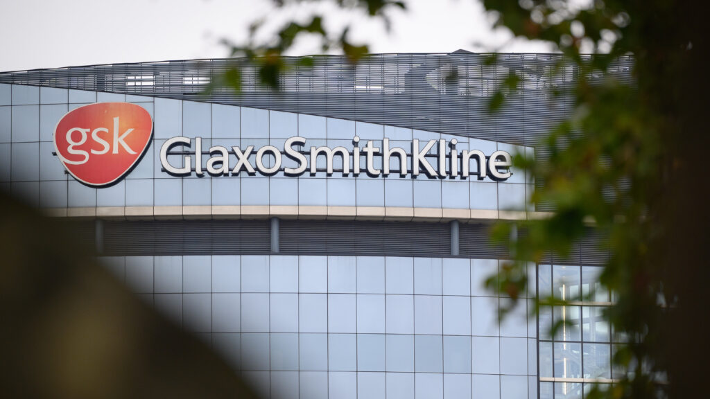 GSK pays $500M for rights to drugs from Chinese firm Hengrui