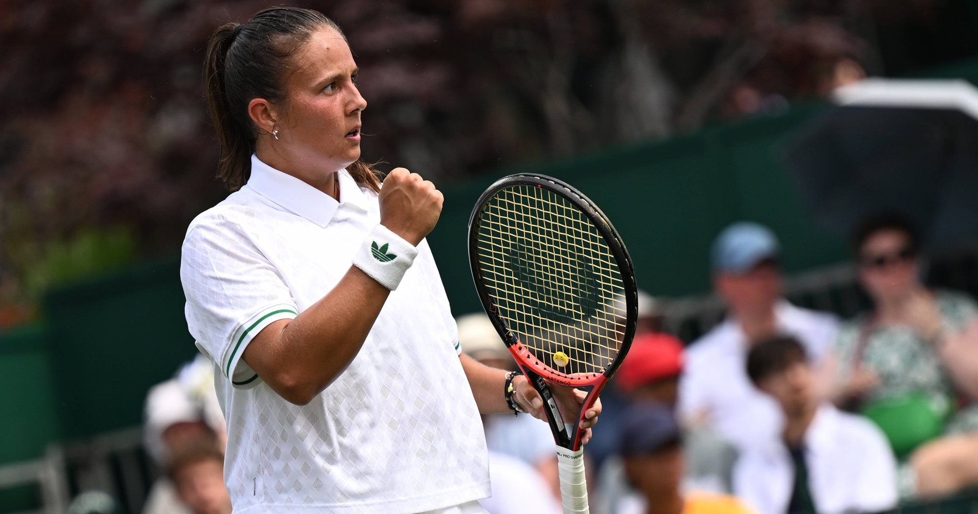 Wimbledon: Kasatkina moves into third round