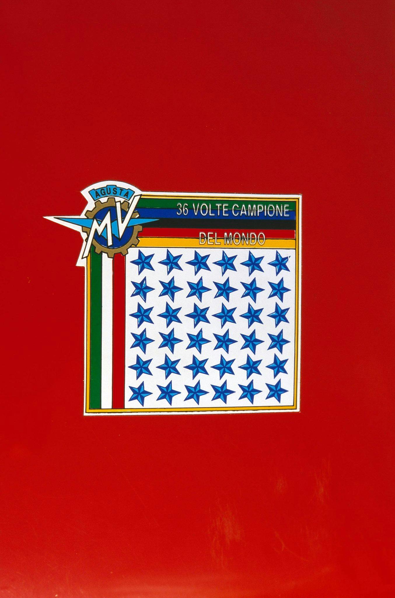 MV Agusta MV750S graphics