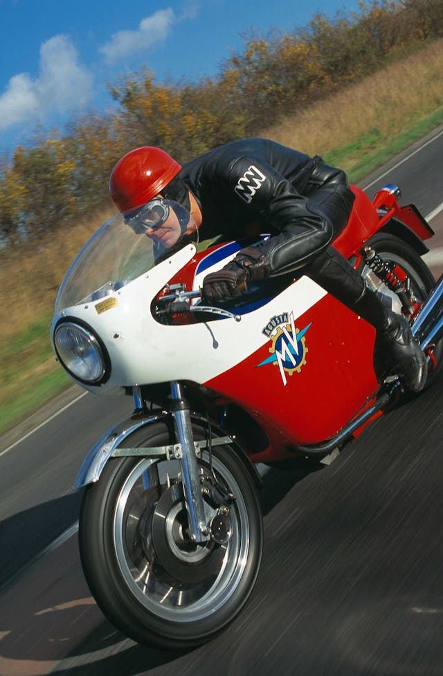 MV Agusta MV750S action