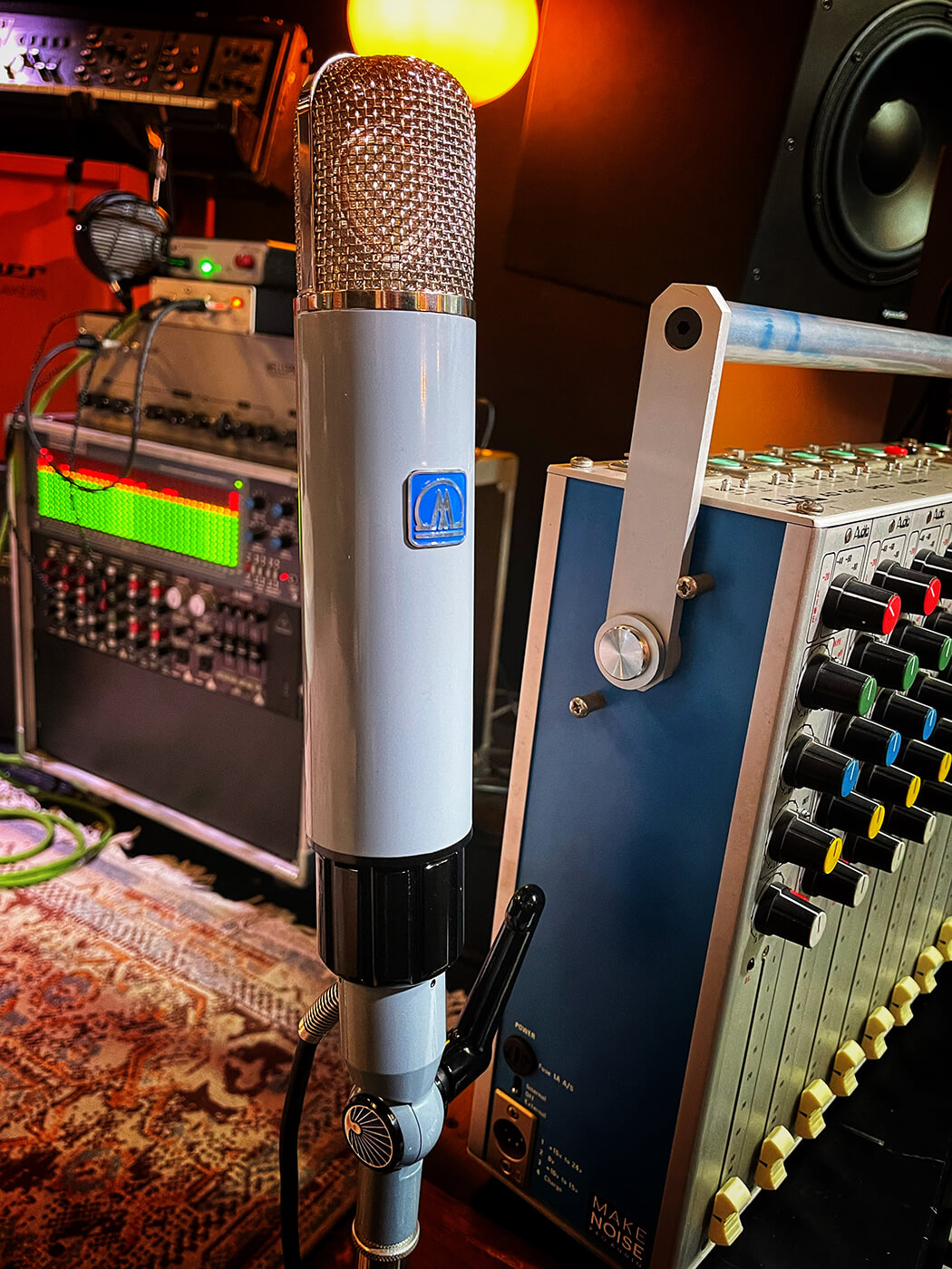 Myburgh M1 tube mic, photo by press