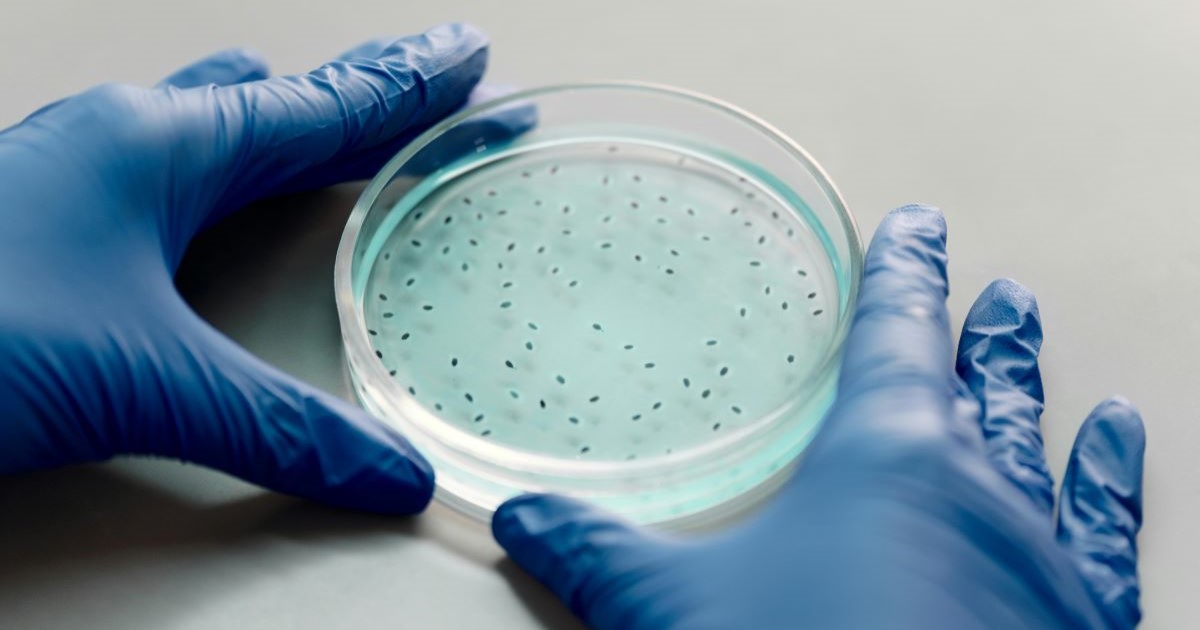 Chinese Astronauts Go To Space And Discover A Never-Before-Identified Pathogen » TwistedSifter