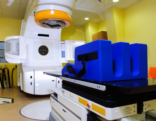 AI tool matches doctors in accurately outlining lung tumors on CT scans