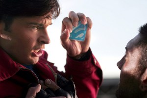 SMALLVILLE, Tom Welling, Dave Batista, 'Static', (Season 6, Aired November 6, 2006), 2001-2011. photo: Michael Courtney / © The CW / Courtesy Everett Collection