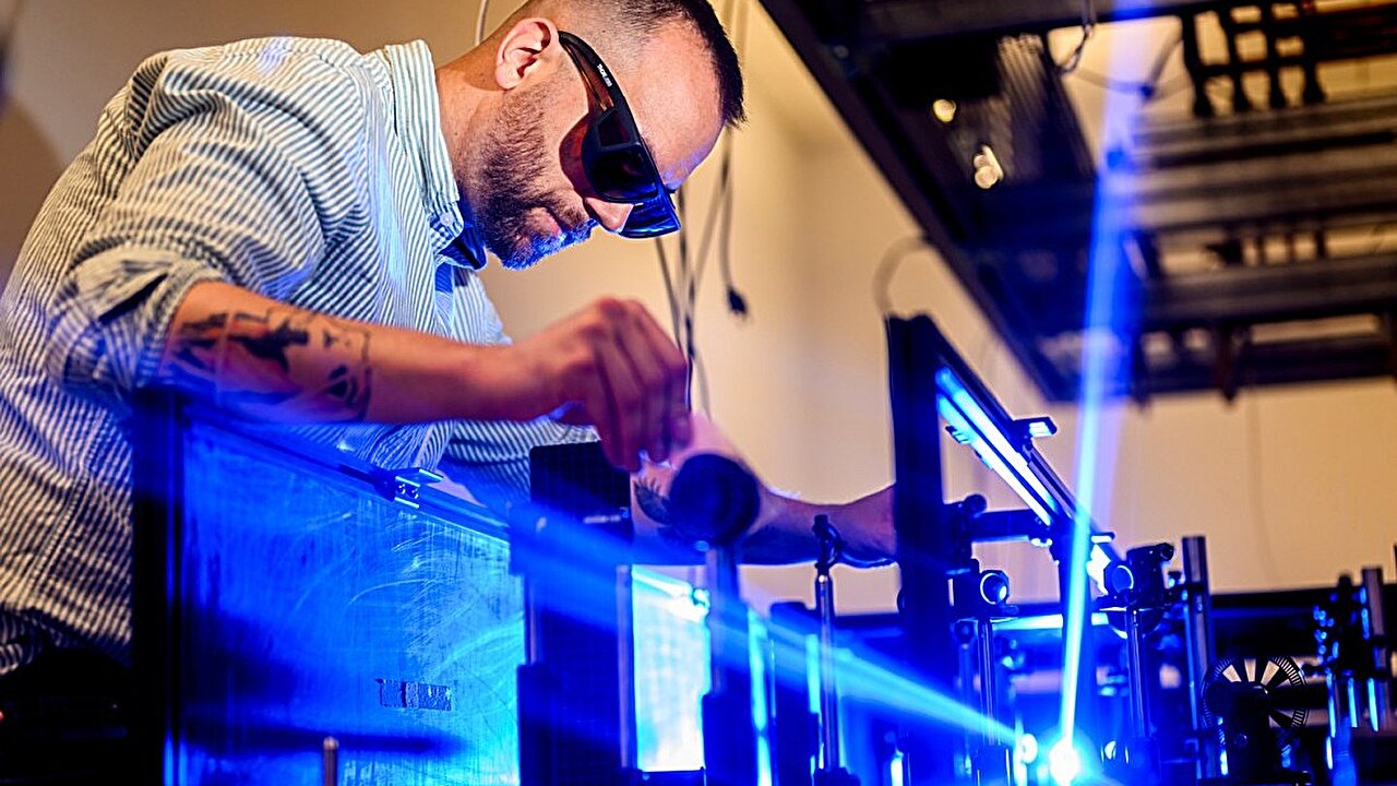 Quantum materials with a ‘hidden metallic state’ could make electronics 1,000 times faster