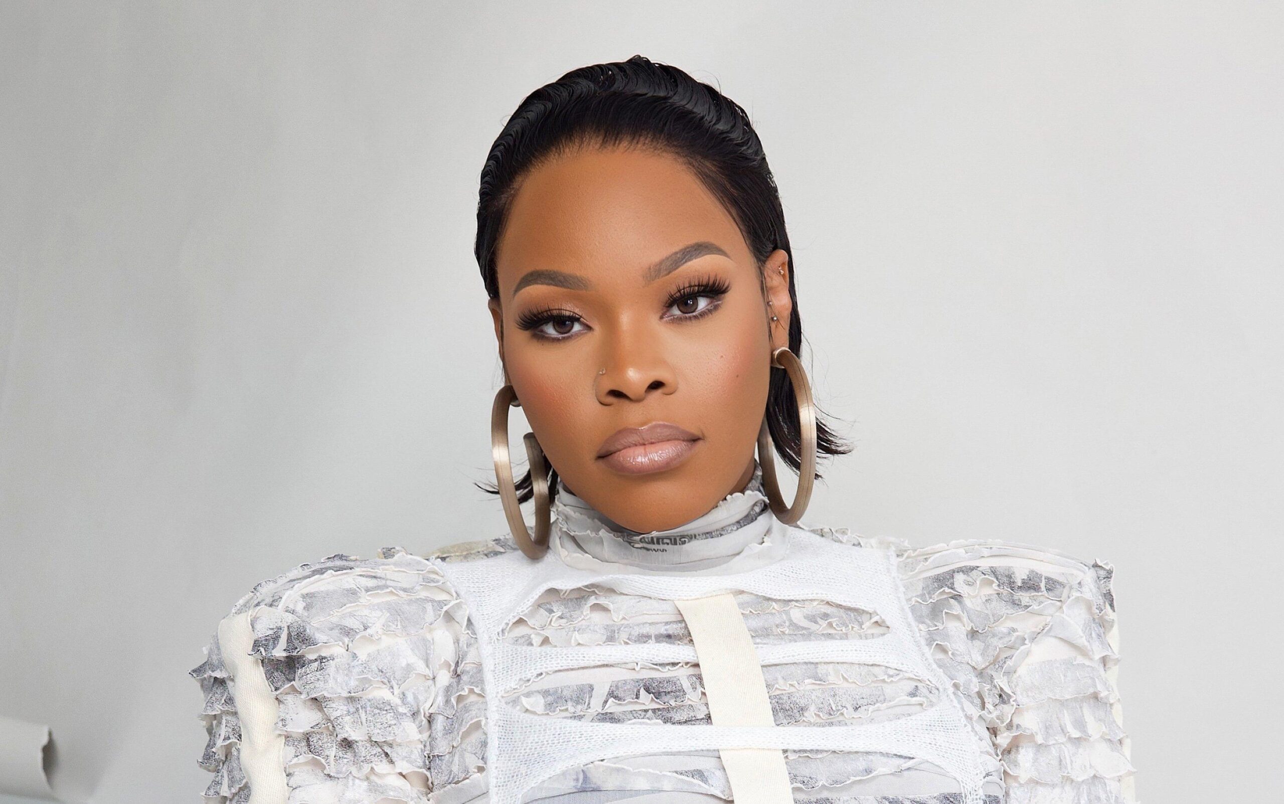 Tasha Cobbs Leonard On Pushing Herself With ‘TASHA’ & Feeling “Settled In My Calling”