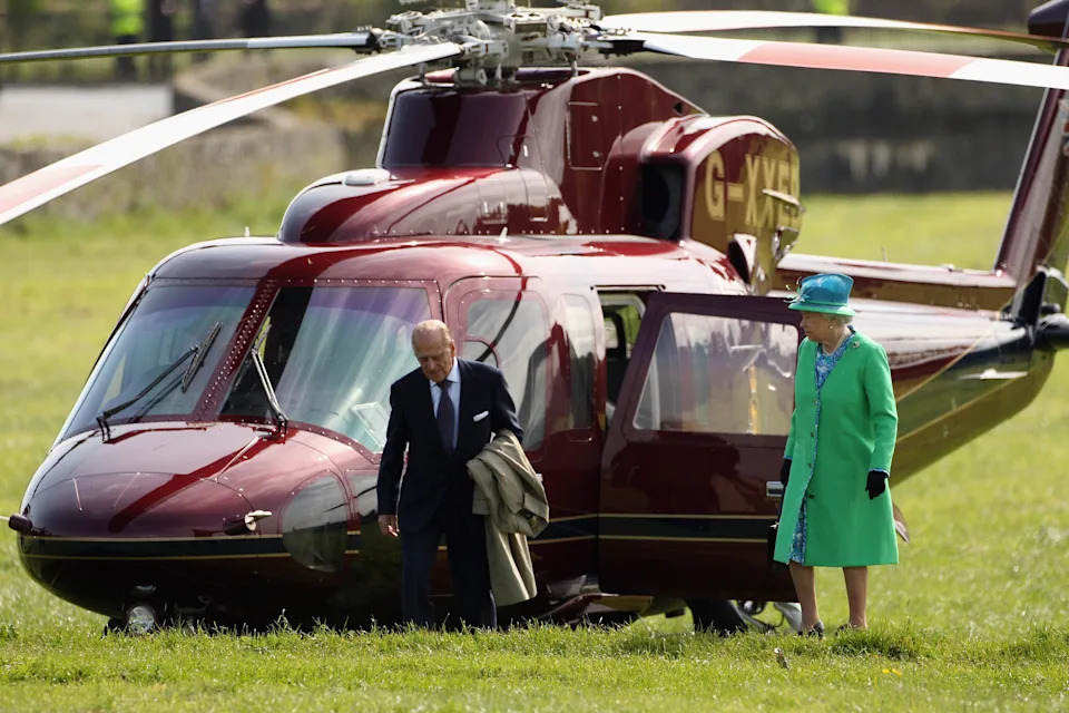 Queen Elizabeth II was known to be a fan of helicopter travel. / Oli Scarff / Getty Images