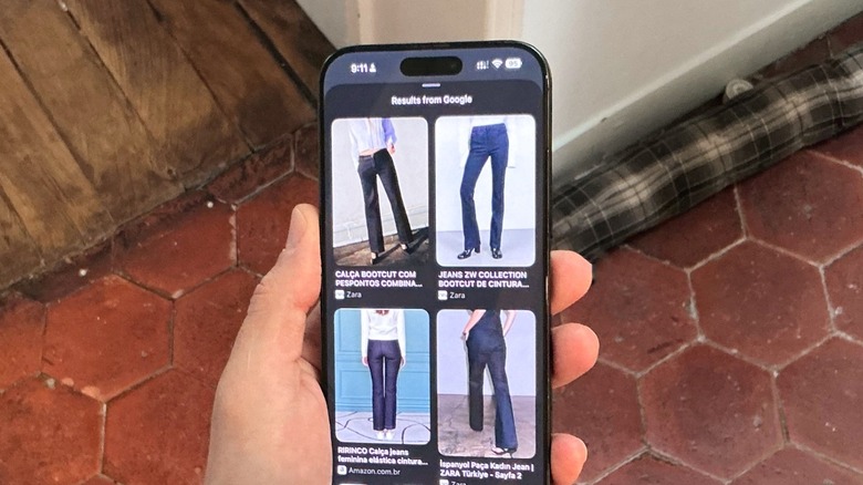 iOS 26 Visual Intelligence screenshot search on iPhone 16 Pro Max