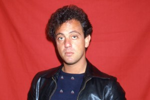 1982: American singer-songwriter and pianist Billy Joel   (Photo by BSR Agency/Gentle Look via Getty Images)