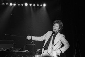 CIRCA 1980: Singer/songwriter Billy Joel performs onstage in circa 1978. (Photo by Michael Ochs Archives/Getty Images)