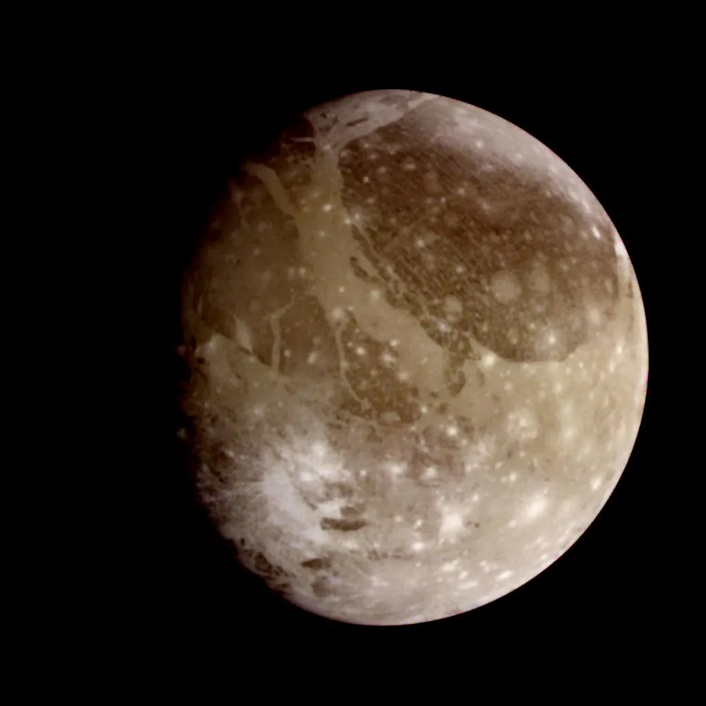 A view of Ganymede captured by NASA's Galileo probe, 26 June 1996. Credit: NASA/JPL