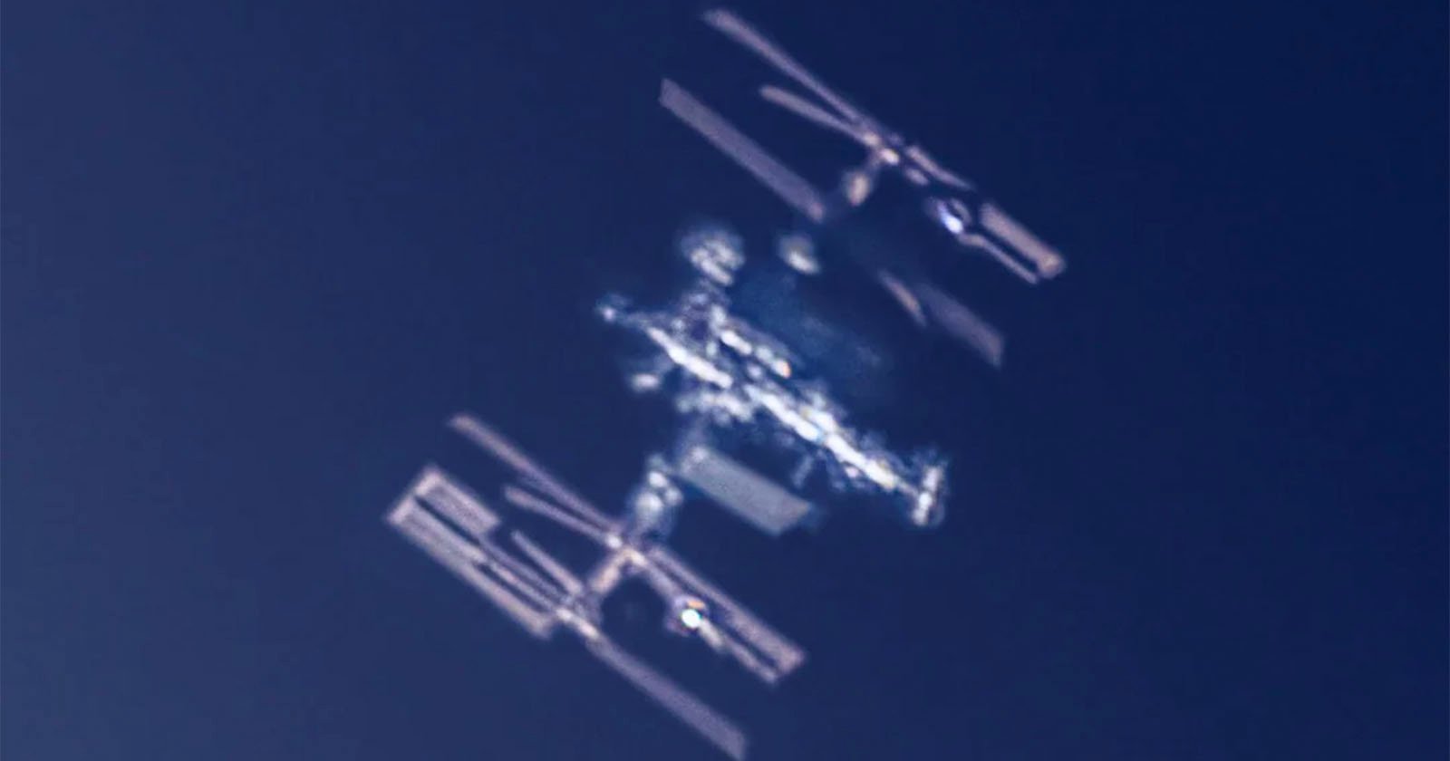 Photographer Captures Impressively Clear Photo of the ISS Whizzing By