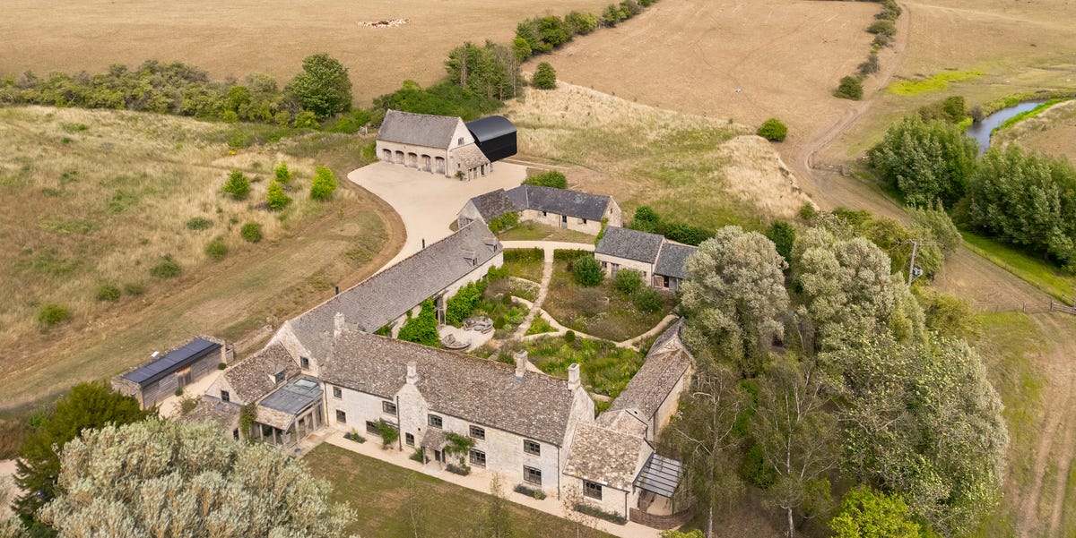 Ellen DeGeneres and Portia de Rossi Are Selling Their Cotswolds Estate in the UK for $30.5 Million