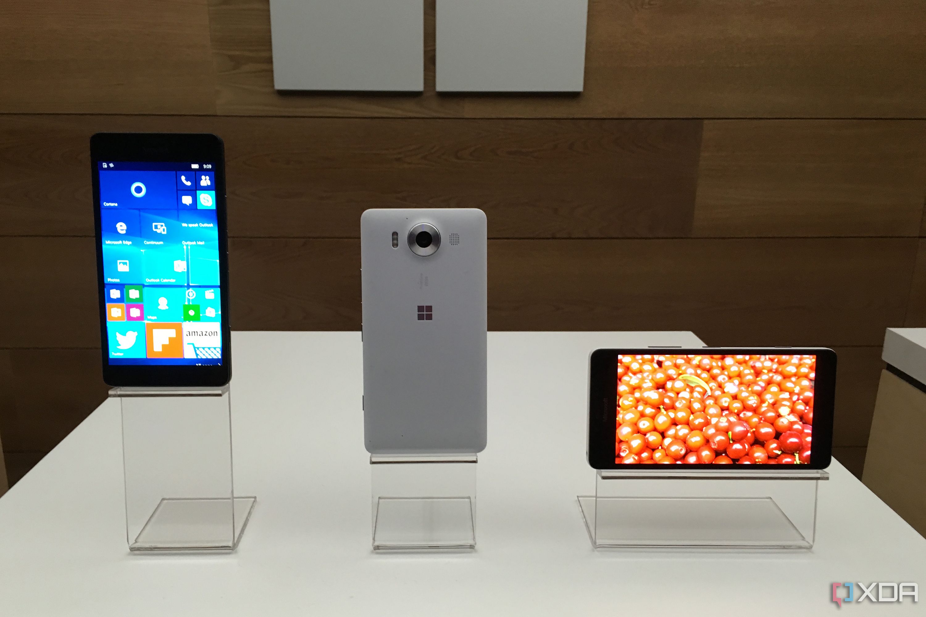 Microsoft Lumia 950