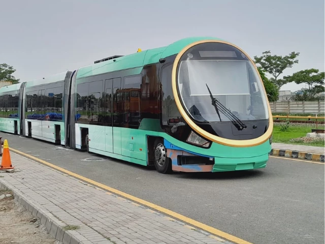 Lahore set to launch Pakistan’s first electric tram